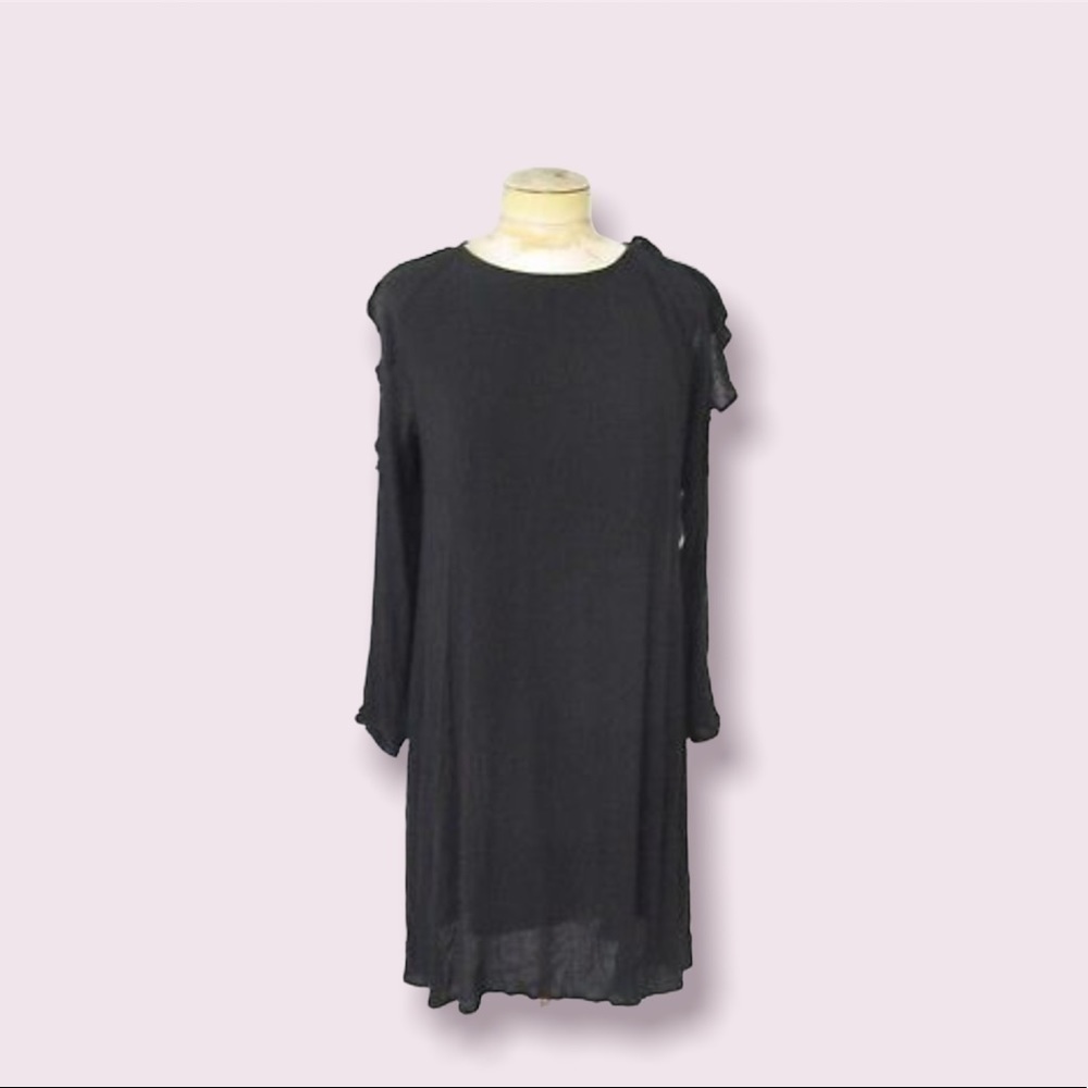 OLD Navy womens black rayon crepe a line dress open ruffle shoulders . Size XS